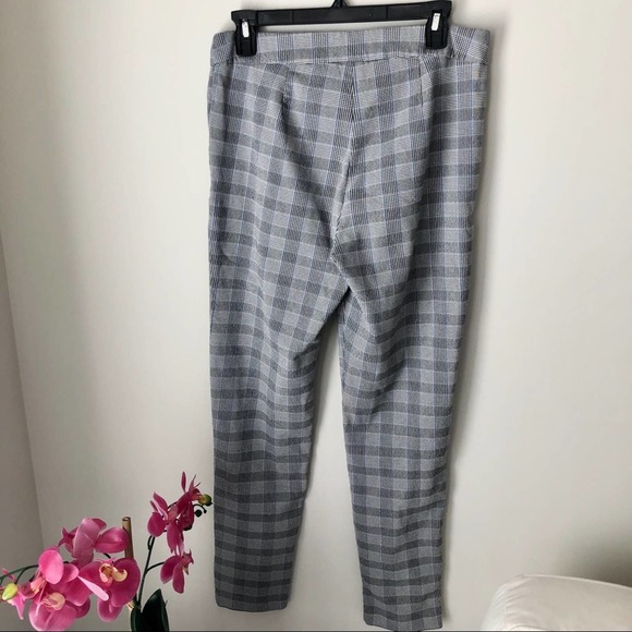 Adrienne Vittadini Navy Blue and Grey Plaid High Waisted Cropped Ankle Pant 8 - Picture 4 of 4
